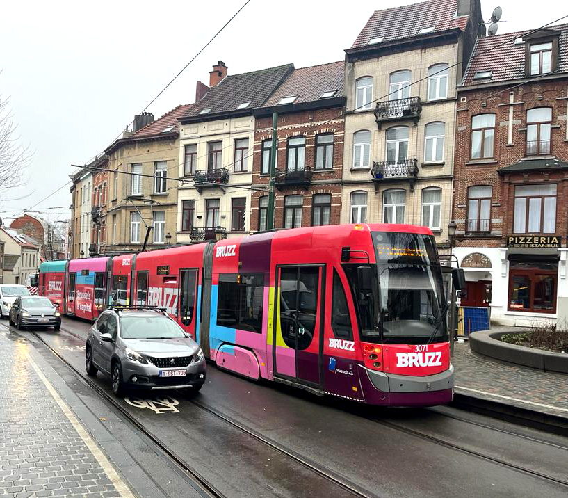 BRUZZ outdoor